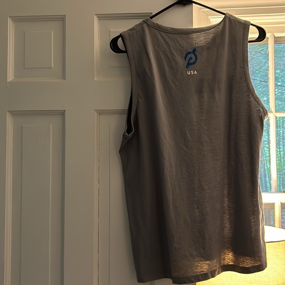 Women’s large Peloton USA rainbow tank top - Picture 3 of 3